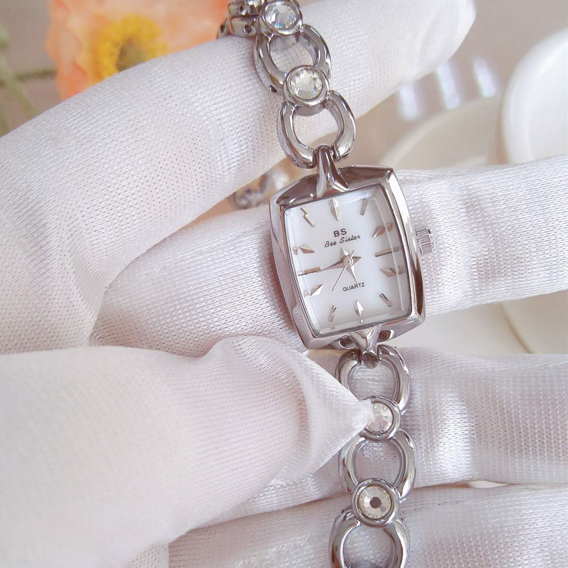 Часы UTHAI для женщин, легкие, – обзор и цена Luxury Watch And Jewelry Brand