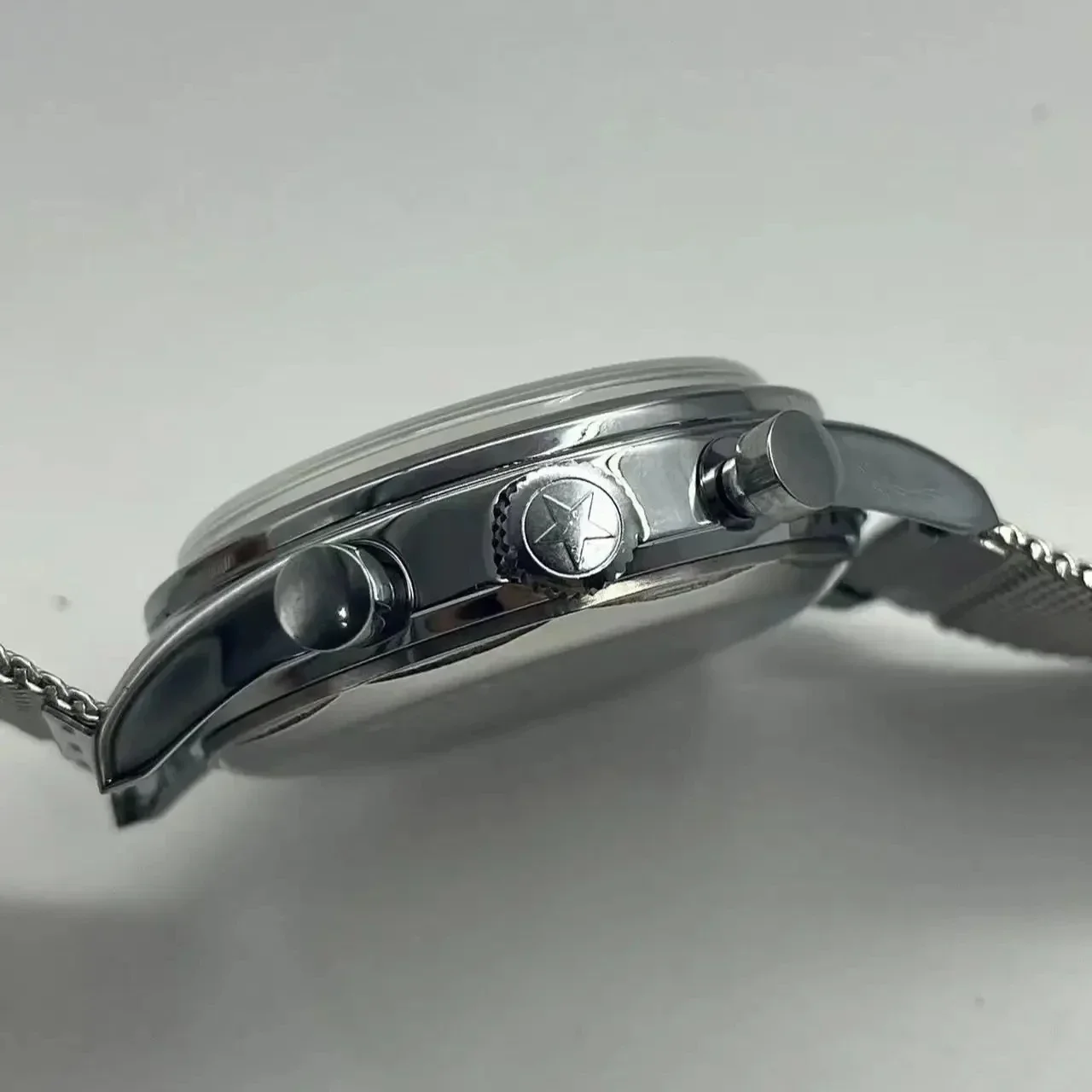 Мужские часы 1963 пилот автома – обзор и цена Chronograph Flyback Watch