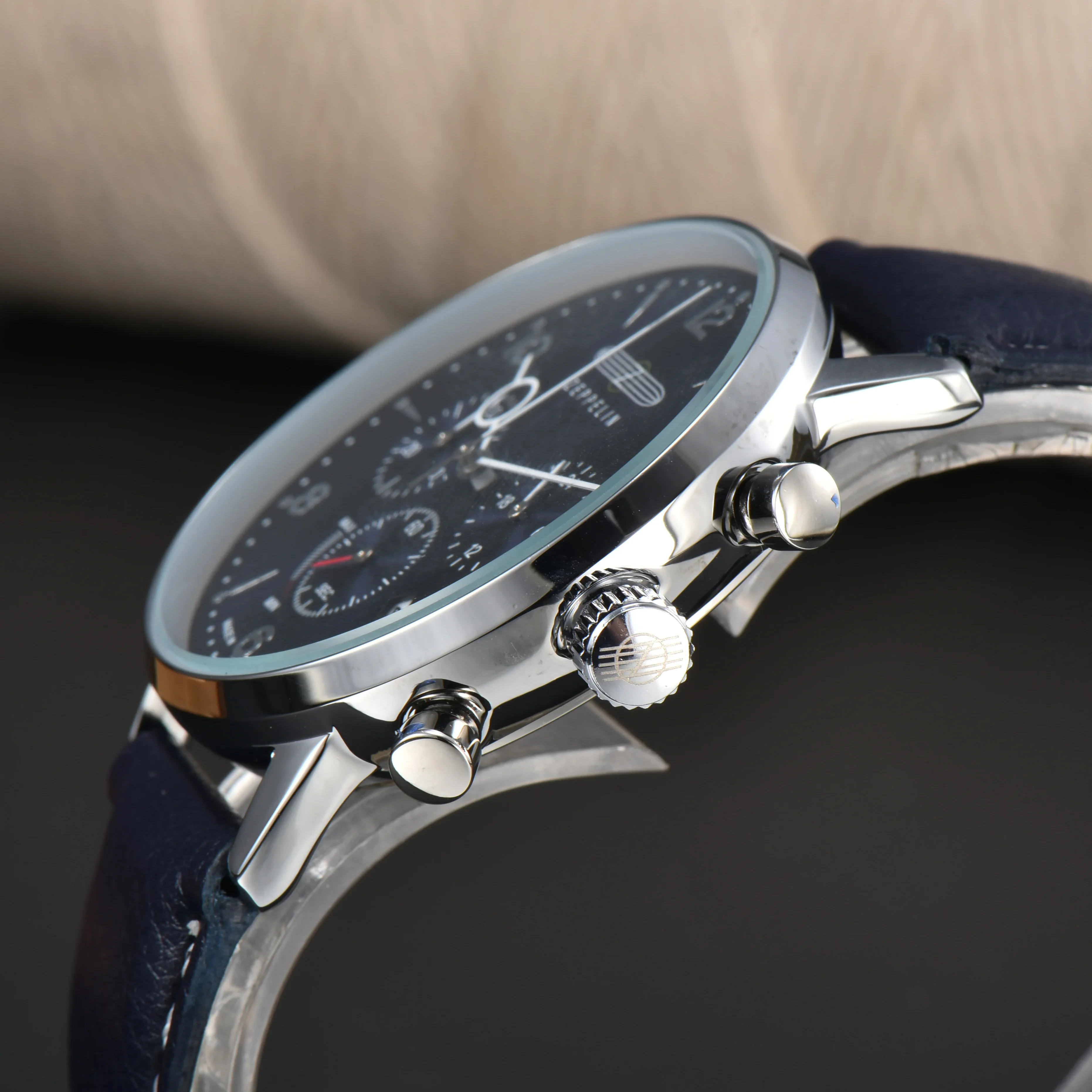Классические кварцевые часы ZE – обзор и цена Best Luxury Quartz Watch