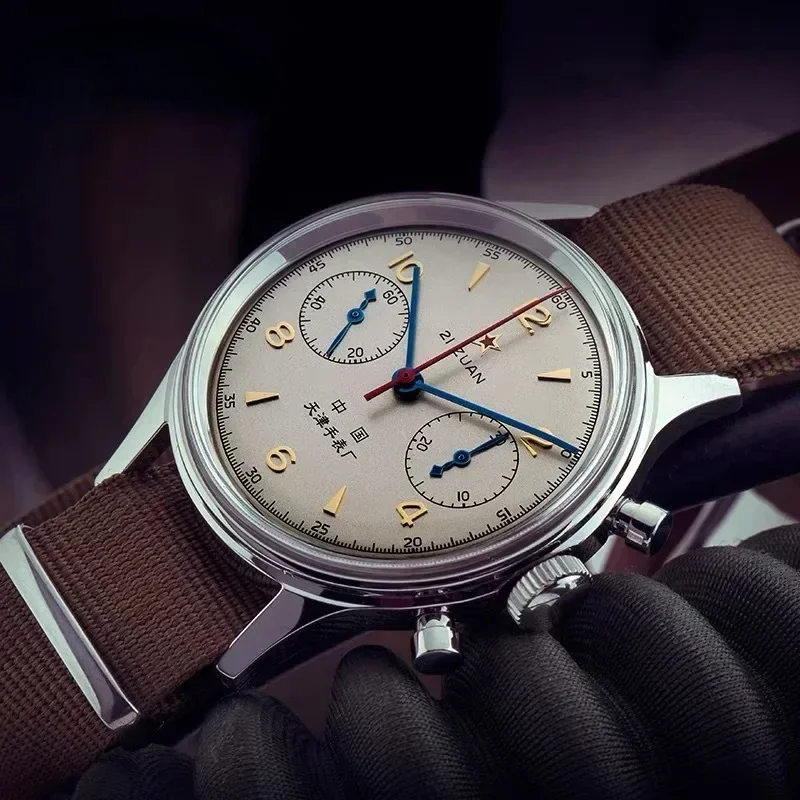 Мужские часы 1963 года, пилотс – обзор и цена Chronograph Flyback Watch